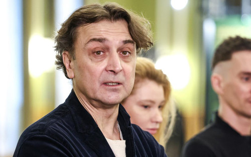 Александр Лазарев
