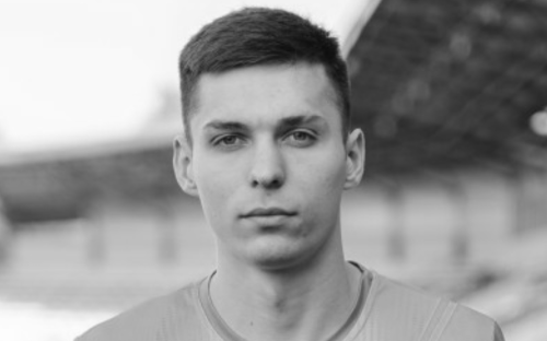 Артем Калмыков