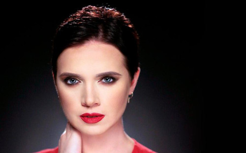 Янина Соколова