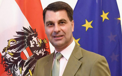 Йоханнес Петерлик