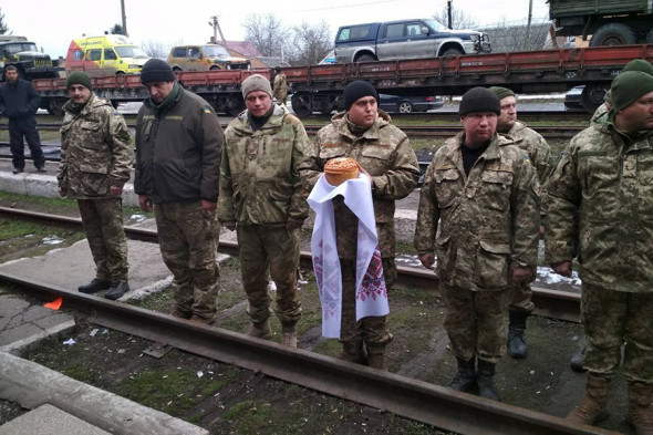 Фото:Движение по поддержке закарпатских военных - Виноградов / Facebook