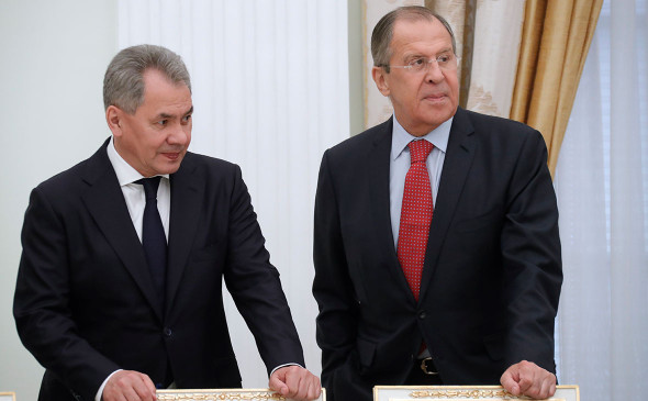 Сергей Шойгу и Сергей Лавров (слева направо)