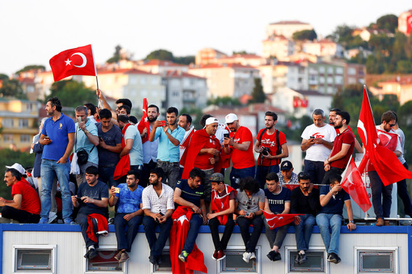 Фото: Osman Orsal / Reuters