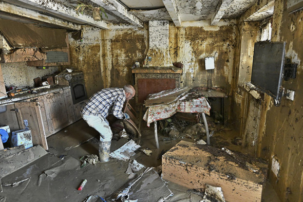На фото: Пьянелло-ди-Остра, провинция Анкона, область Марке, 16 сентября
По данным The Vindicator, из-за наводнения погибло минимум десять человек, четверо пропали без вести, из них двое — дети. Также сообщается о госпитализации около 50 человек