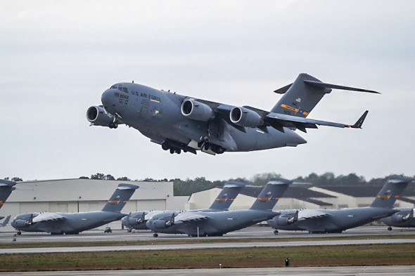 Boeing C-17