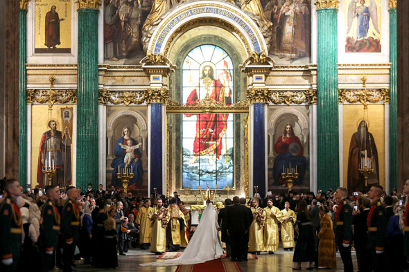венчание в казанском соборе. Смотреть фото венчание в казанском соборе. Смотреть картинку венчание в казанском соборе. Картинка про венчание в казанском соборе. Фото венчание в казанском соборе