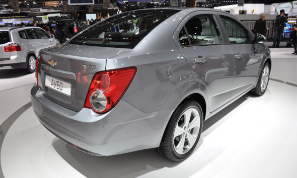 10 mashin kotorye podojdut novichku