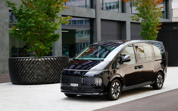 Hyundai Staria