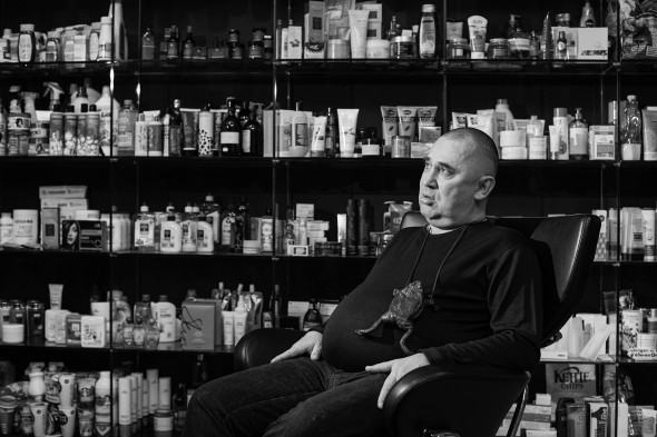 Бизнесмен Андрей Трубников известен как создатель косметических брендов &laquo;Рецепты бабушки Агафьи&raquo; и Natura Siberica. В 2016 году он выдвигался на Премию РБК в номинации &laquo;Предприниматель&raquo;. В интервью Трубников объяснял, что его бизнес построен на &laquo;создании сказки&raquo;, на конец 2020 года он сам оценивал его в $500 млн.

Бизнесмен умер 7 января в своем доме в Подмосковье в возрасте 61 года.

Читать больше