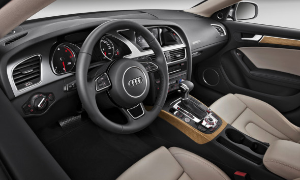 Test Obnovlennyh Audi A5 Najdi Otlichiya Autonews