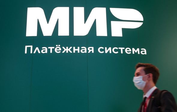 Что такое дебетовая карта сбербанка и как ею пользоваться