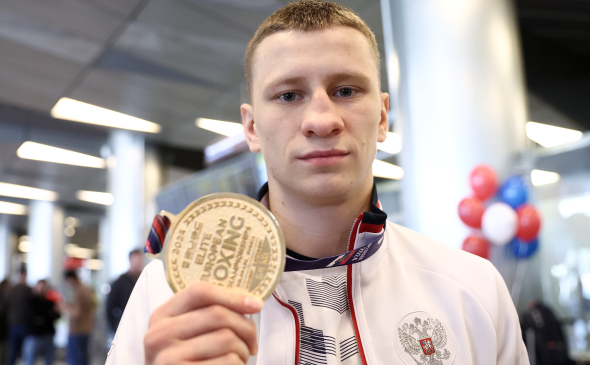 Семерым напавшим на чемпиона России по боксу дали тюремные сроки