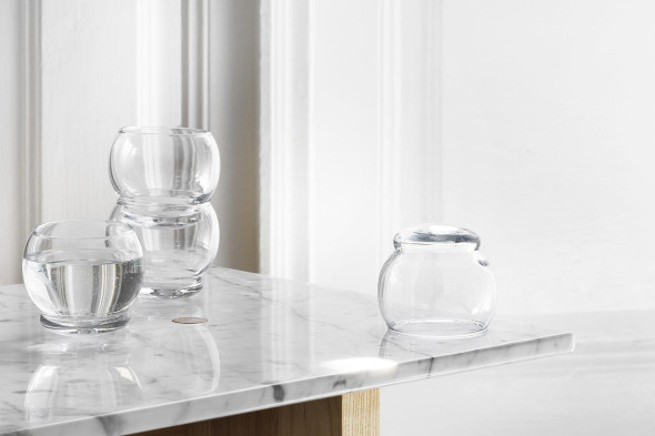Набор бокалов Rocking Glass, Normann Copenhagen, 1990 руб. (Designboom)