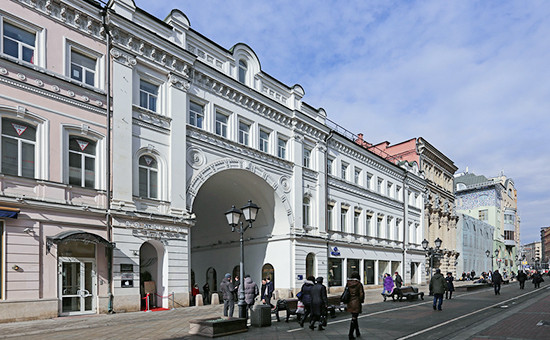 Дома 19–21 и 23 по улице Никольская в Москве, 2015 год 