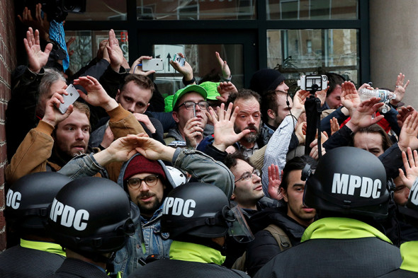 Фото:Reuters/Pixstream