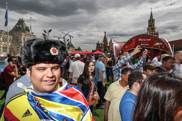 До конца чемпионата мира, 15 июля, парк будет открыт для всех посетителей с 10:00 до 22:00.