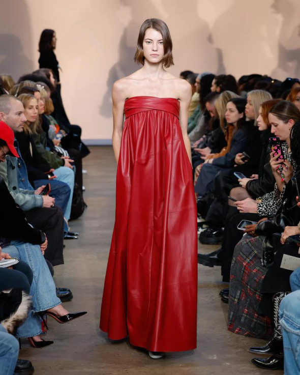 Показ Proenza Schouler осень-зима 2023-2024