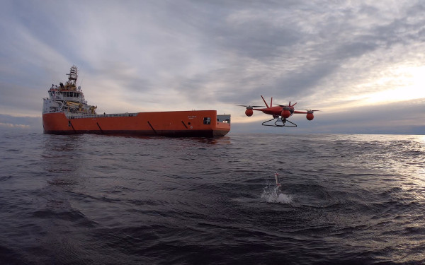 Спасательный беспилотник Seadrone способен работать в сложных климатических условиях
