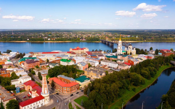 Вид на исторический центр города Рыбинска, Ярославская область