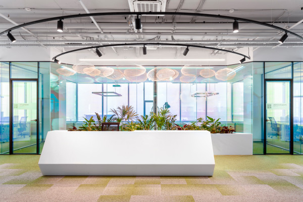 Облака и самокаты: как выглядит офис молодой IT-компании