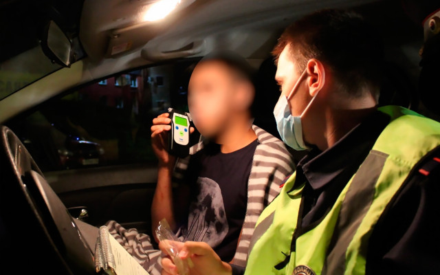 В ГИБДД раскрыли размер выплаты за сообщение о пьяных водителях