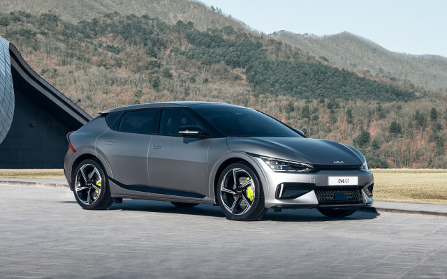 Корейский ответ Tesla: первый обзор 585-сильного кроссовера от Kia