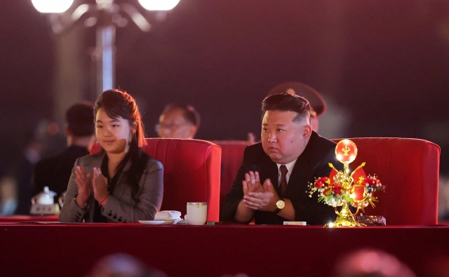 Ким Чжу Э и&nbsp;Ким Чен Ын