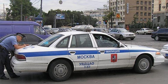 А вот эти американские полицейские перехватчики долгое время состояли на вооружении московской Госавтоинспекции. О чем речь?