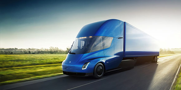 Tesla уже предлагает заказать свои электрические тягачи. Как вы думаете, сколько стоит американский беспилотный грузовик?