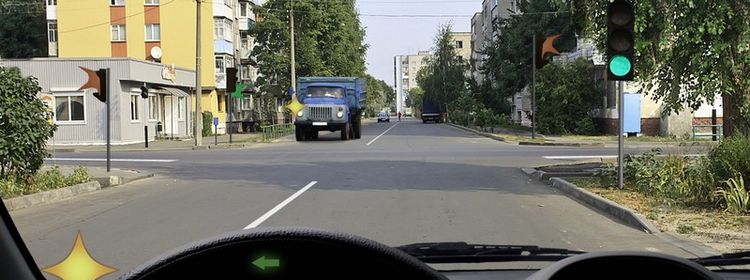 Билет № 30. Вопрос № 13. В каком случае Вы обязаны уступить дорогу грузовому автомобилю?