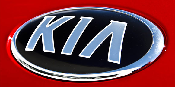В 2000-х у компании Kia появилась модель, которая впервые начала по-настоящему успешно конкурировать на европейском рынке с бестселлерами местных брендов. О какой машине идет речь?