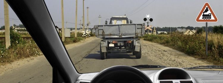 Билет № 17. Вопрос № 11. Можно ли Вам начать обгон в населенном пункте?