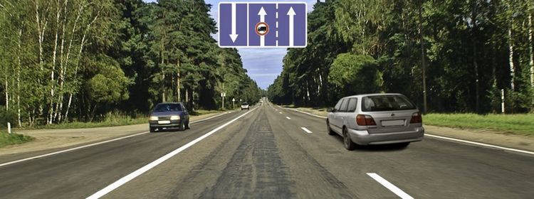 Билет № 27. Вопрос № 4. Управляя каким автомобилем, можно осуществить опережение в данной ситуации?