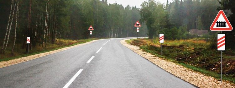 Билет № 38. Вопрос № 2. Данные знаки предупреждают о приближении: