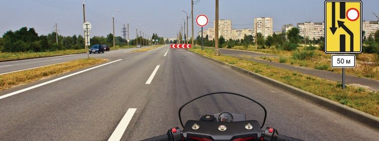 Билет № 31. Вопрос № 4. О чем информирует Вас данный дорожный знак с желтым фоном?