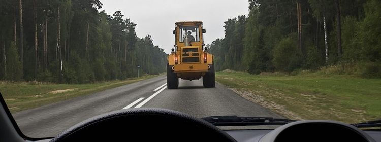 Билет № 17. Вопрос № 5. Можно ли Вам выполнить обгон при наличии данной разметки?