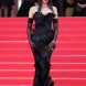 Ирина Шейк на премьере фильма «Досье 137» 15 мая. Кастомное платье Elie Saab из кутюрной коллекции 2025 года, украшения Marli
