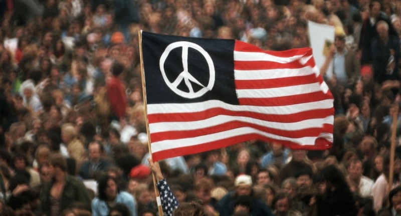 Антивоенный протест в Вашингтоне (Фото: History)