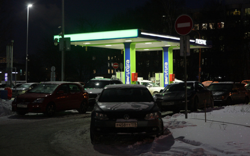 В России допустили рост цен на бензин до 100 рублей за литр