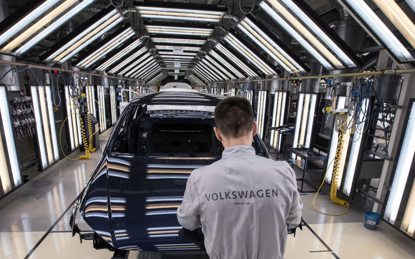 ГАЗ подал в суд на Volkswagen из-за ухода из Нижнего Новгорода