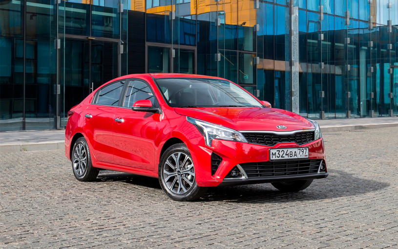Kia назвала российские цены на обновленный Rio