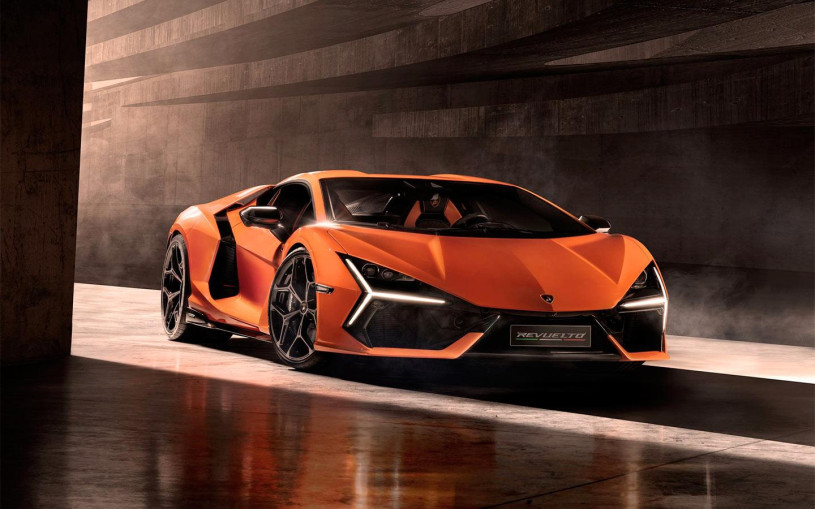Lamborghini представила свой флагманский суперкар. В нем 1015 л.с.