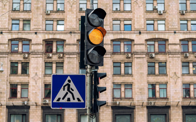 В Москве светофоры перестали мигать желтым по ночам