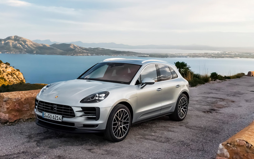 Названы российские цены на обновленный Porsche Macan S