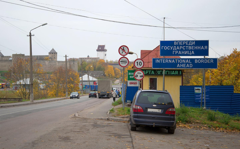 Эстония открыла границу с Россией для проезда автомобилей