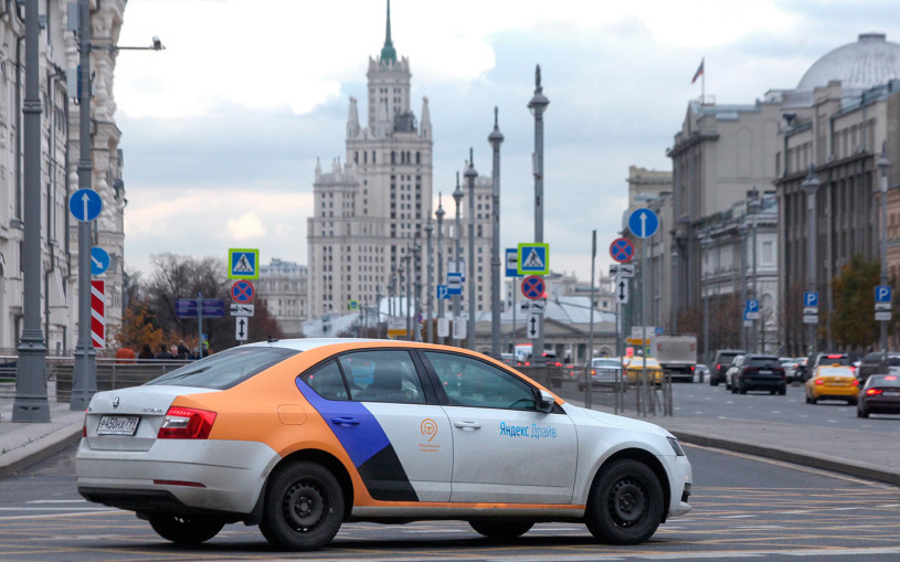 ГИБДД Москвы анонсировала массовые проверки водителей каршеринга