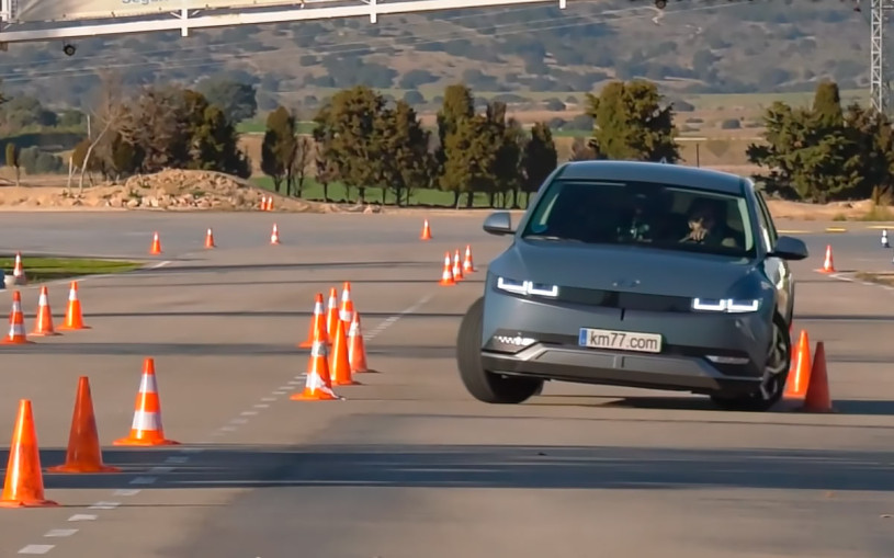 Кроссовер Hyundai Ioniq 5 успешно прошел «лосиный тест». Видео