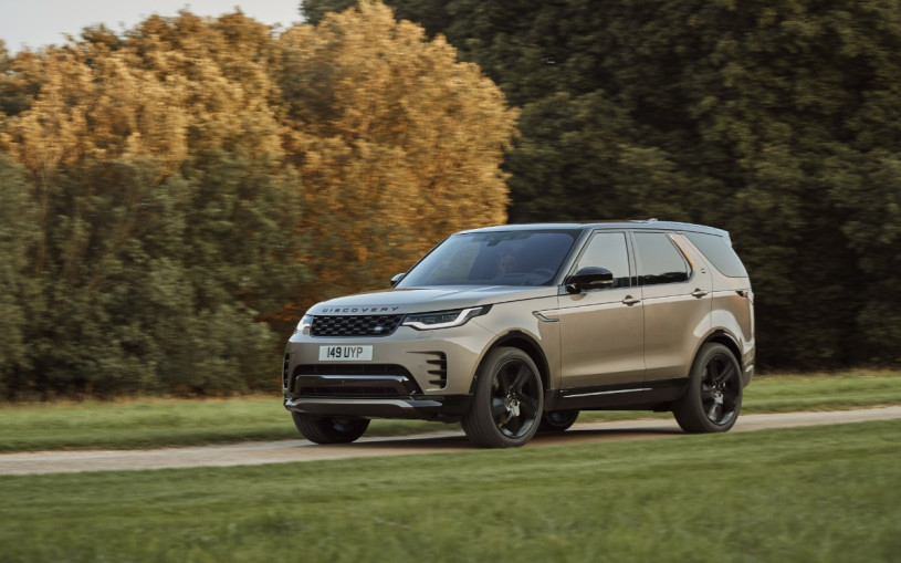 Land Rover объявил российские цены на обновленный Discovery