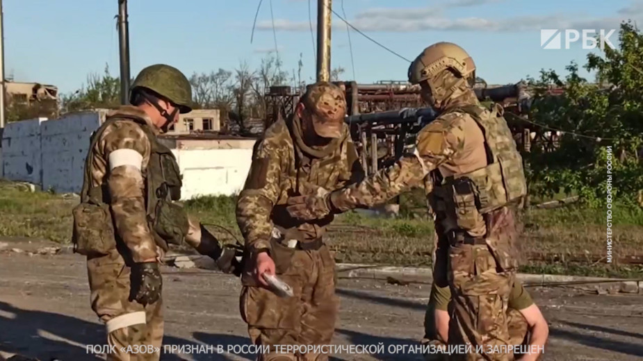 Полянский заявил о «безоговорочной сдаче» батальона «Азов» в Мариуполе"/>













