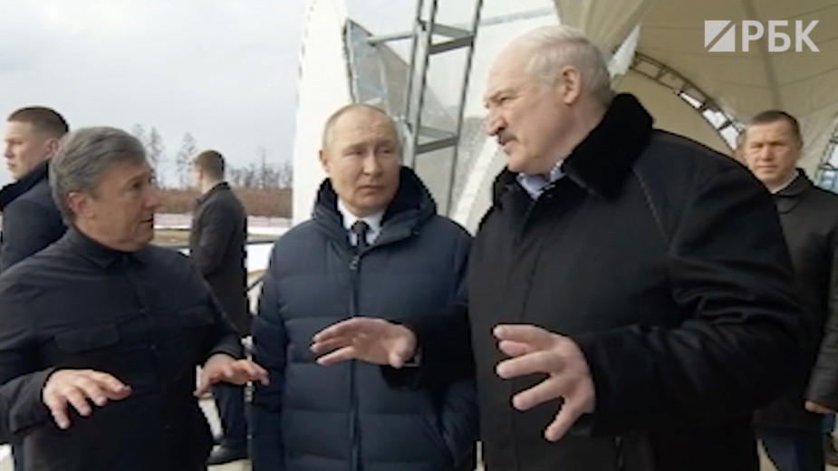 Путин попросил «Роскосмос» подготовить полет белорусского космонавта"/>













